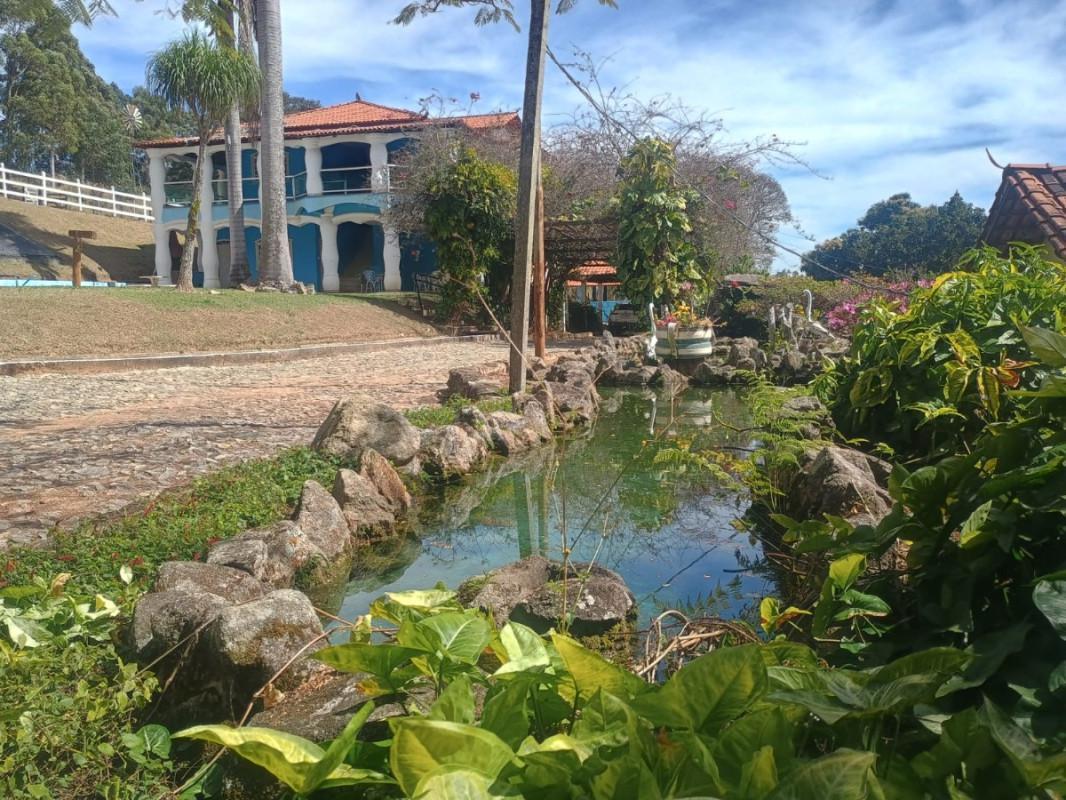 Fazenda, Centro, 7 Quartos, 0 Vaga, 2 Suítes