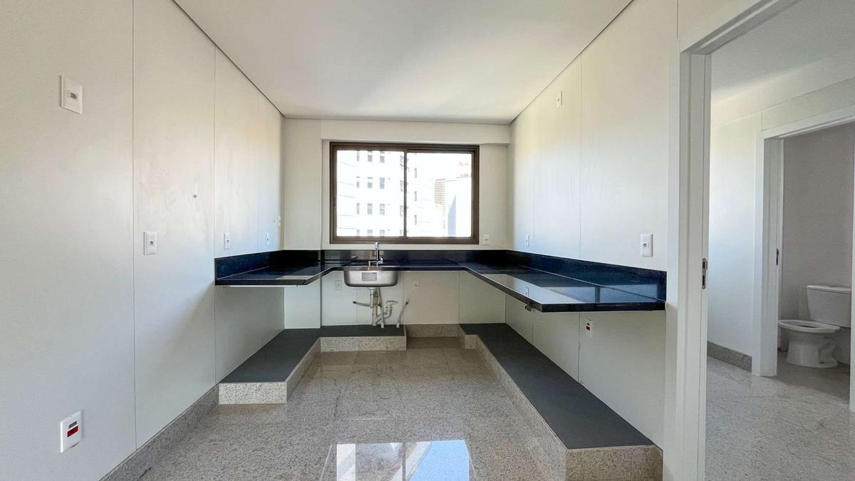 Apartamento, Serra, 4 Quartos, 3 Vagas, 4 Suítes