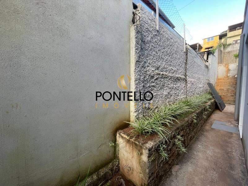 Casa, Santa Efigênia, 3 Quartos, 2 Vagas, 1 Suíte
