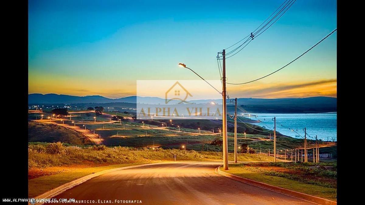 Lote, Centro, 0 Quarto, 0 Vaga