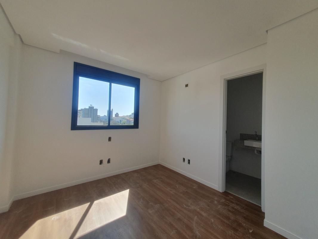 Cobertura, Prado, 2 Quartos, 2 Vagas, 1 Suíte