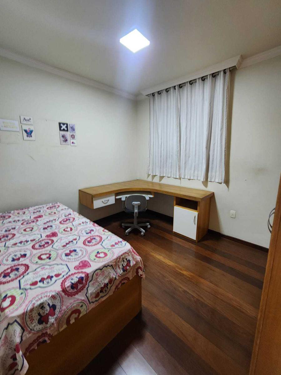 Apartamento, Jaraguá, 5 Quartos, 4 Vagas, 1 Suíte