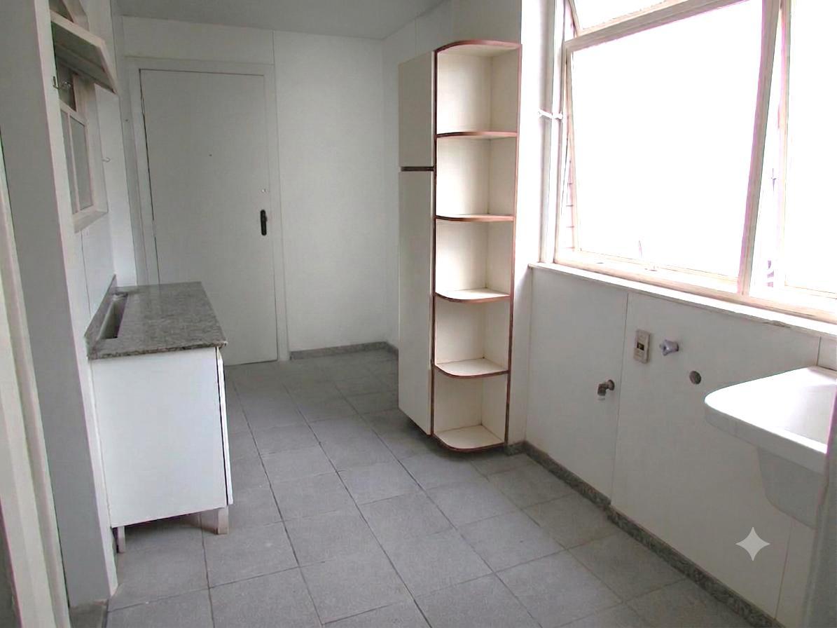 Apartamento, Sion, 4 Quartos, 2 Vagas, 1 Suíte