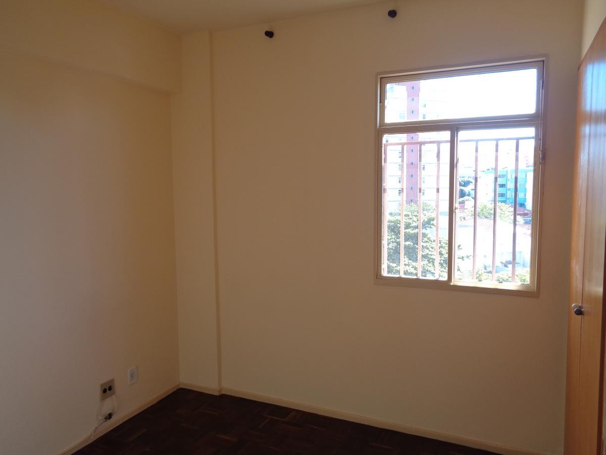 Apartamento, Floresta, 2 Quartos, 1 Vaga