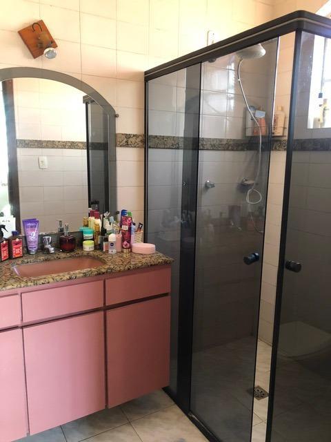 Casa, Castelo, 4 Quartos, 4 Vagas, 1 Suíte