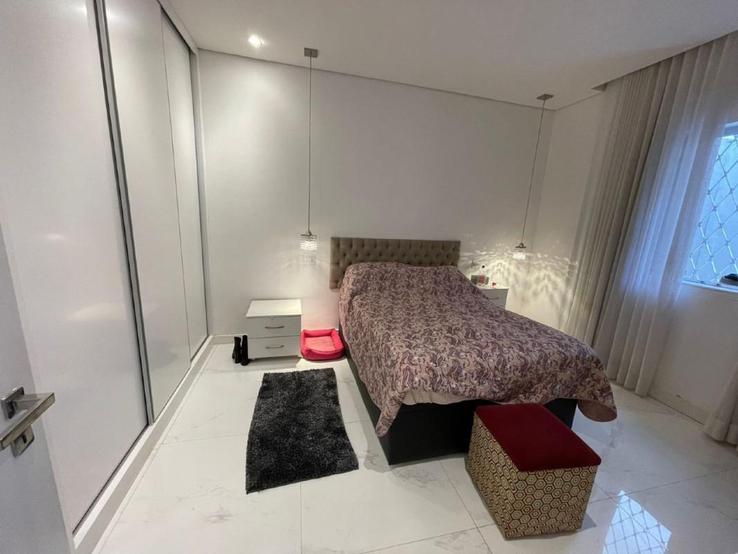 Casa, Graça, 3 Quartos, 2 Vagas, 1 Suíte