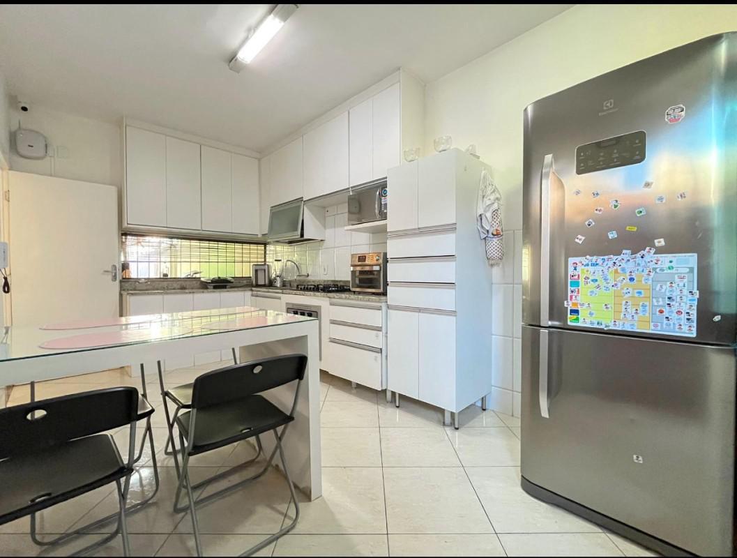 Casa, Paquetá, 3 Quartos, 2 Vagas, 2 Suítes