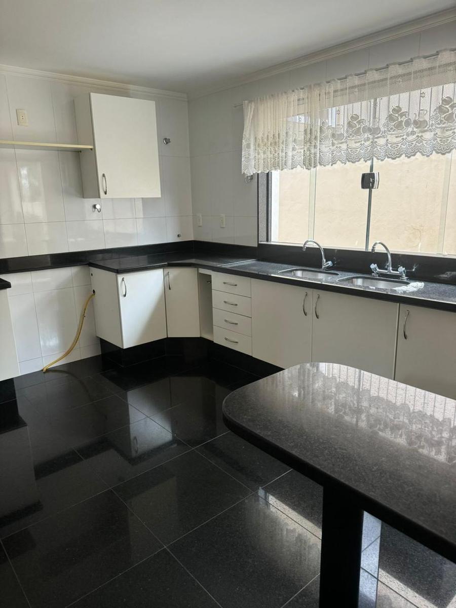 Casa, Rezende, 3 Quartos, 2 Vagas, 1 Suíte