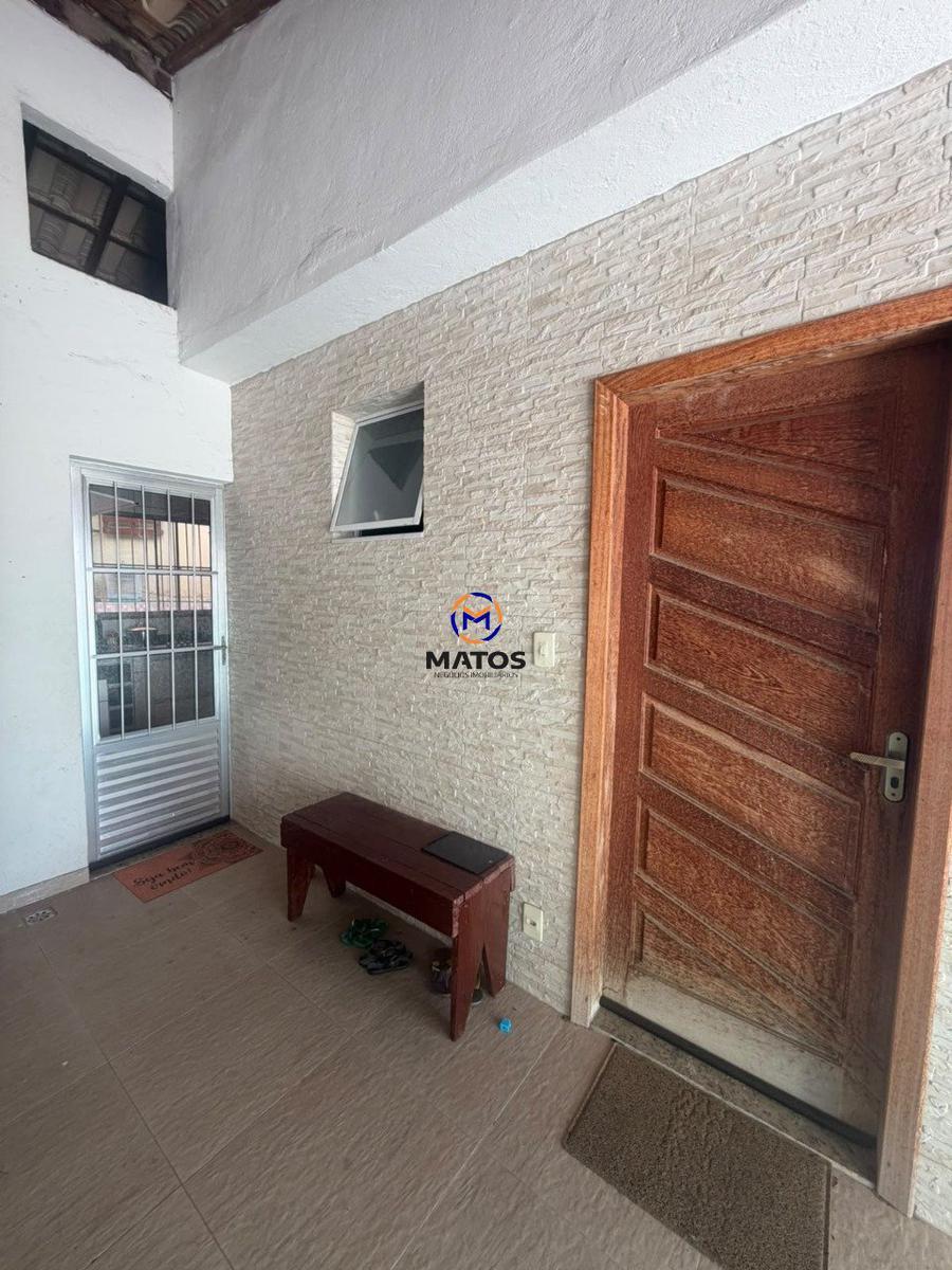 Casa, São Benedito, 2 Quartos, 5 Vagas