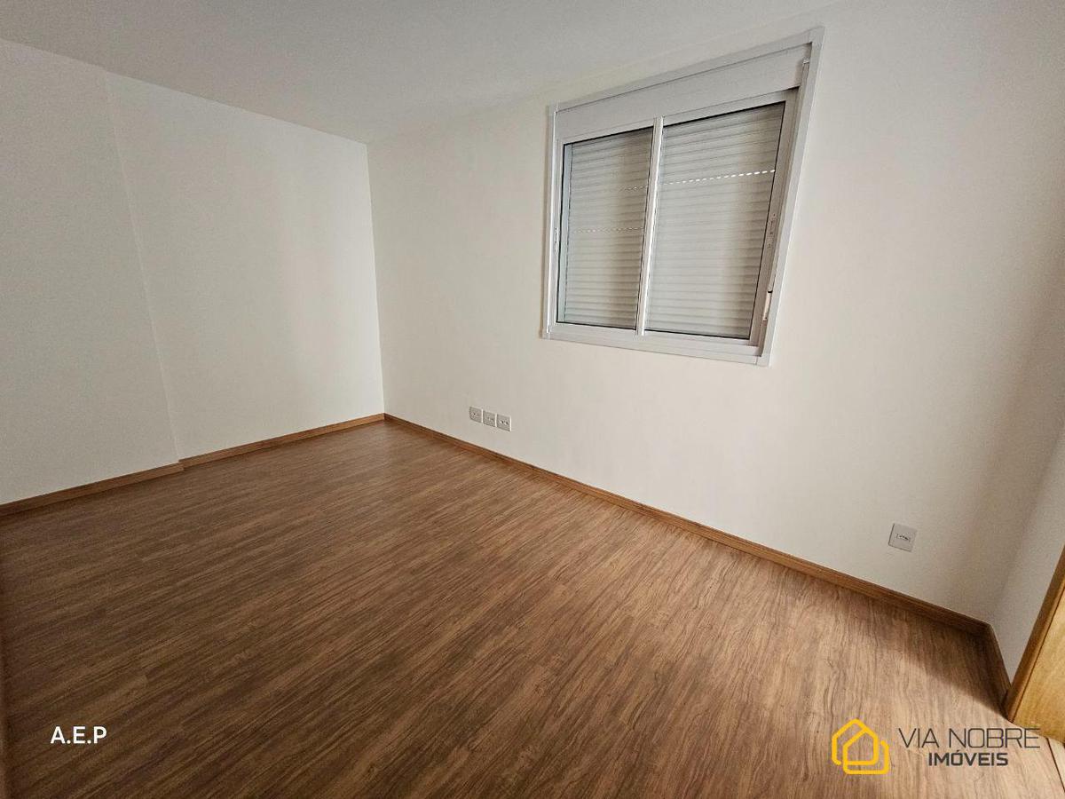 Apartamento, Jardim América, 3 Quartos, 3 Vagas, 1 Suíte