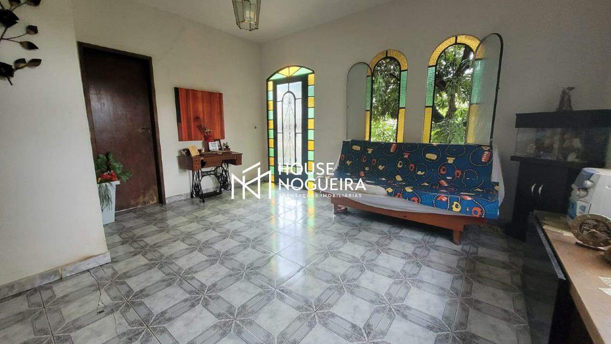 Casa, Araguaia, 3 Quartos, 2 Vagas, 2 Suítes