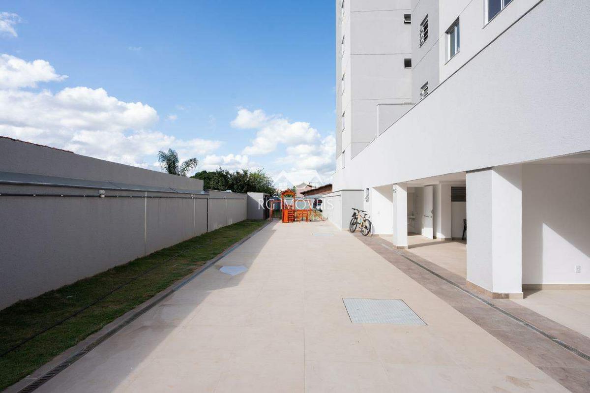Apartamento, Miramar (barreiro), 2 Quartos, 1 Vaga, 1 Suíte