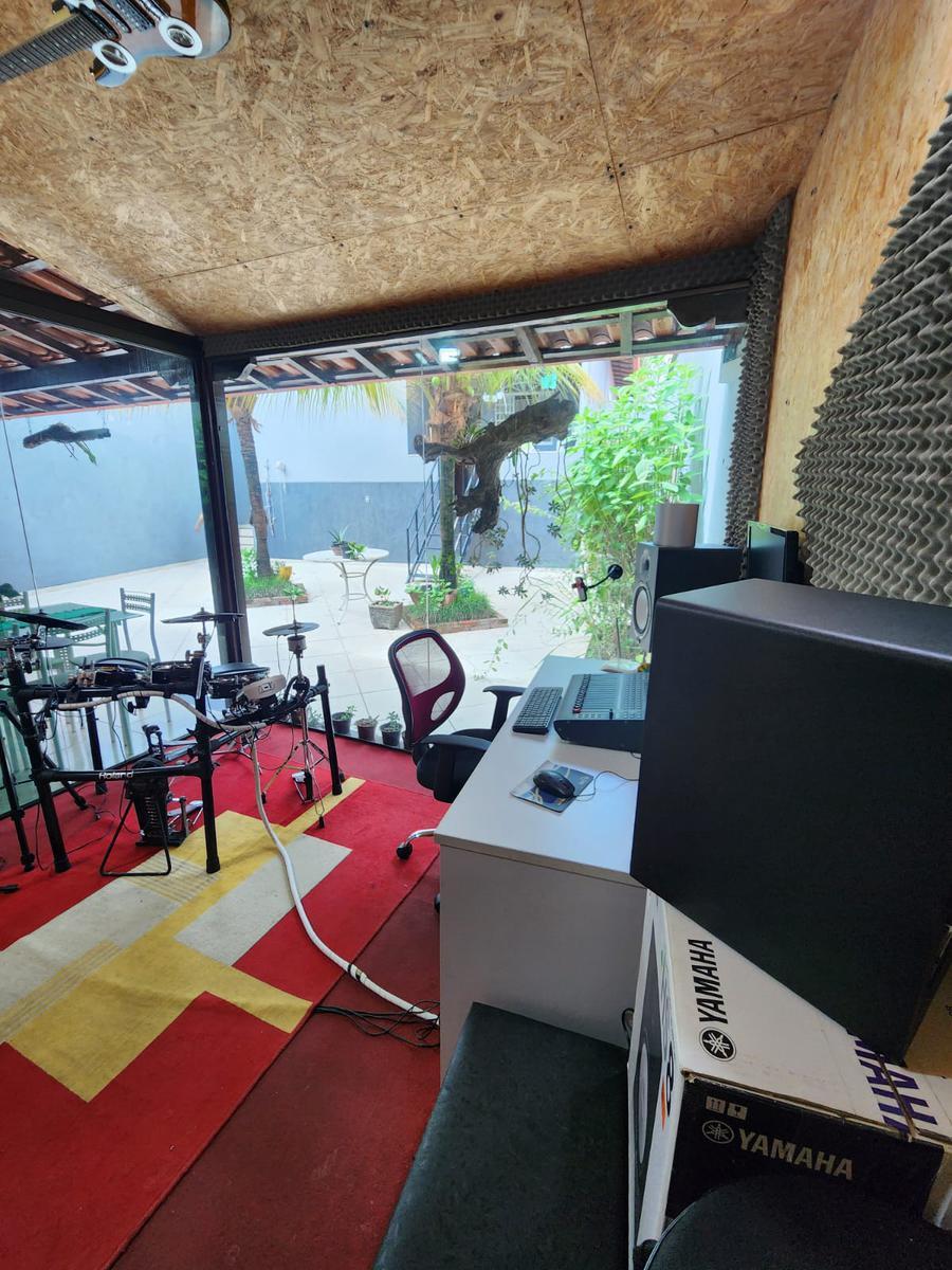 Casa, Arvoredo, 2 Quartos, 2 Vagas, 1 Suíte