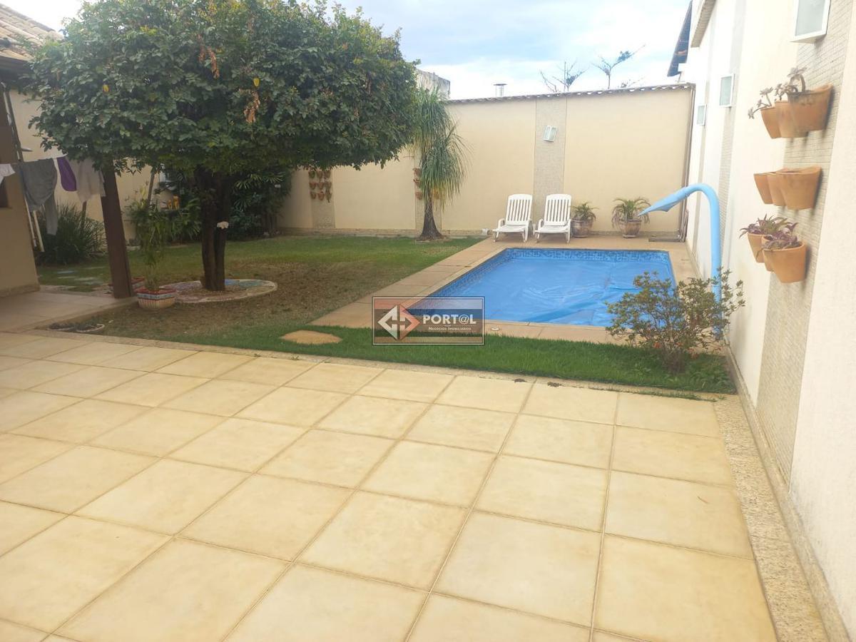 Casa, Itapoã, 3 Quartos, 4 Vagas, 1 Suíte