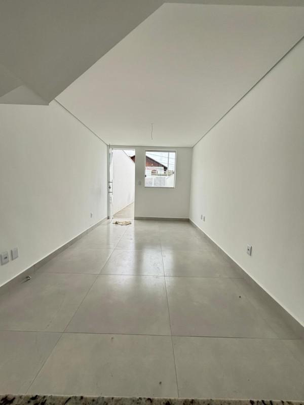 Casa, Jardim Leblon, 2 Quartos, 2 Vagas