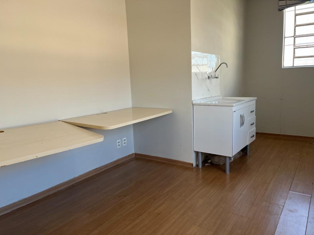 Sala, Padre Eustáquio, 0 Quarto, 0 Vaga