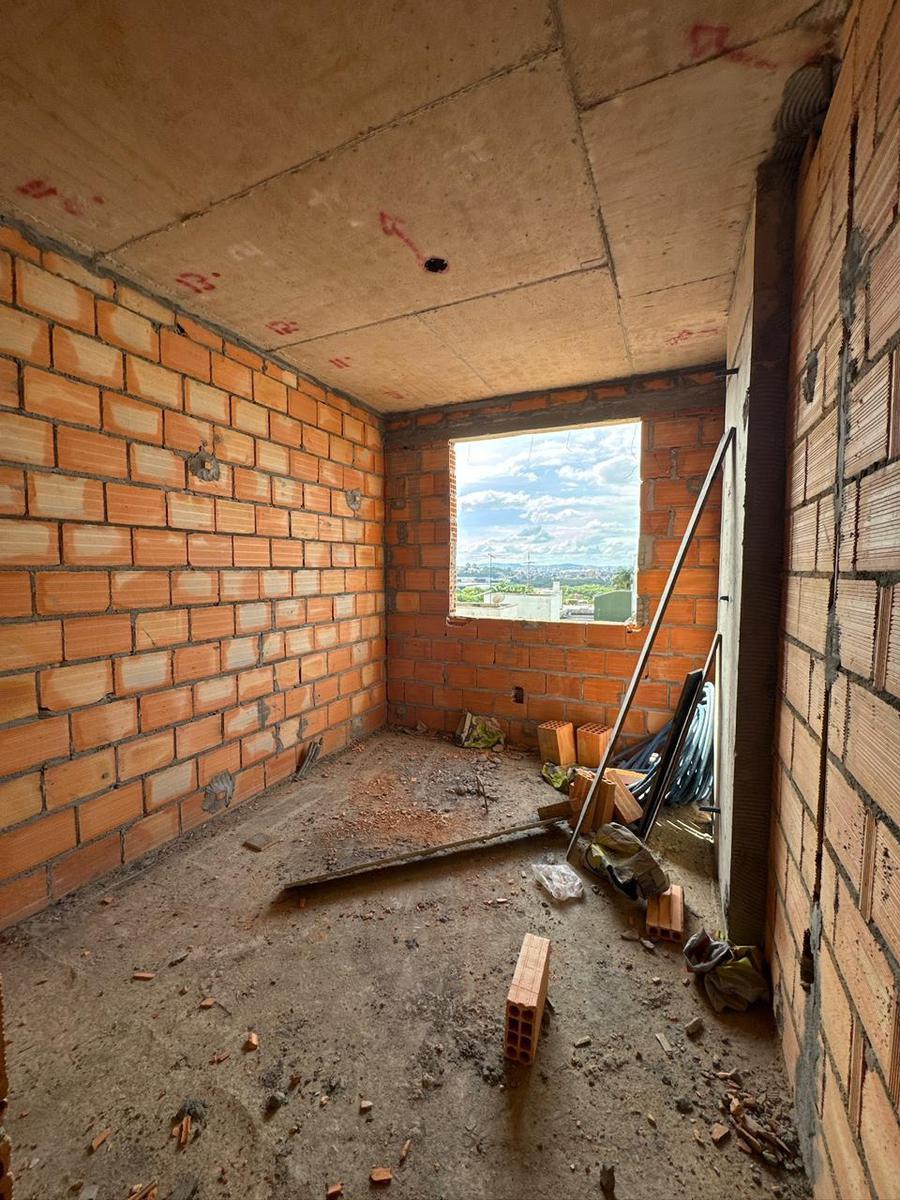 Apartamento, Dona Clara, 2 Quartos, 0 Vaga, 1 Suíte