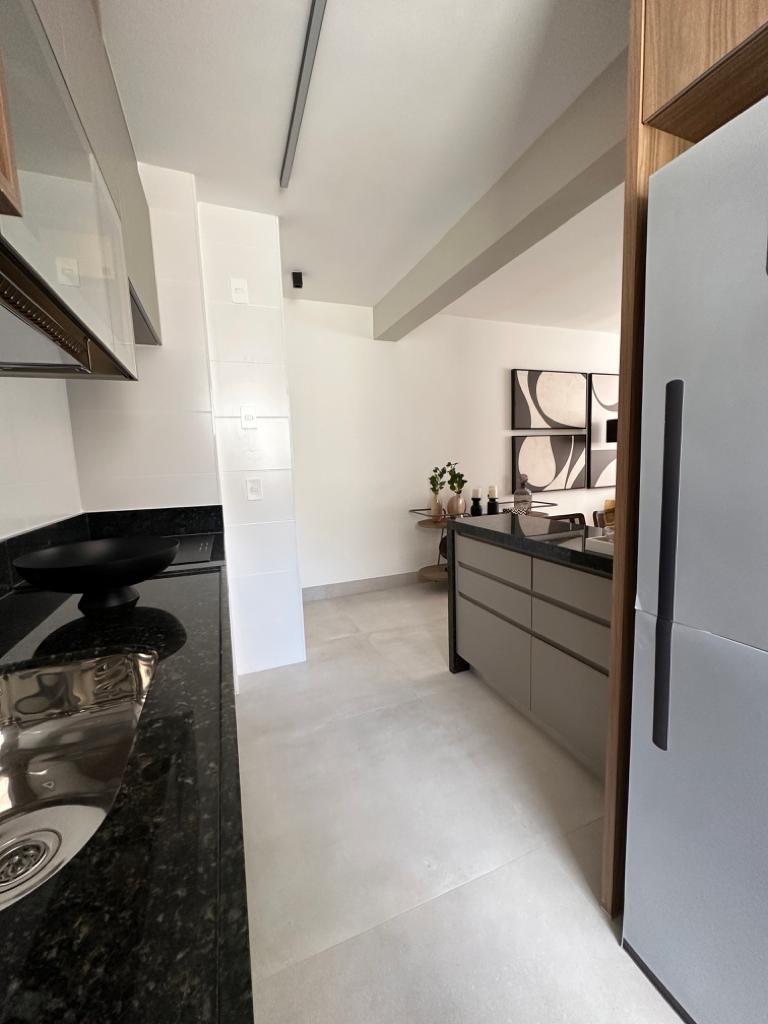 Apartamento, Serra, 2 Quartos, 2 Vagas, 1 Suíte