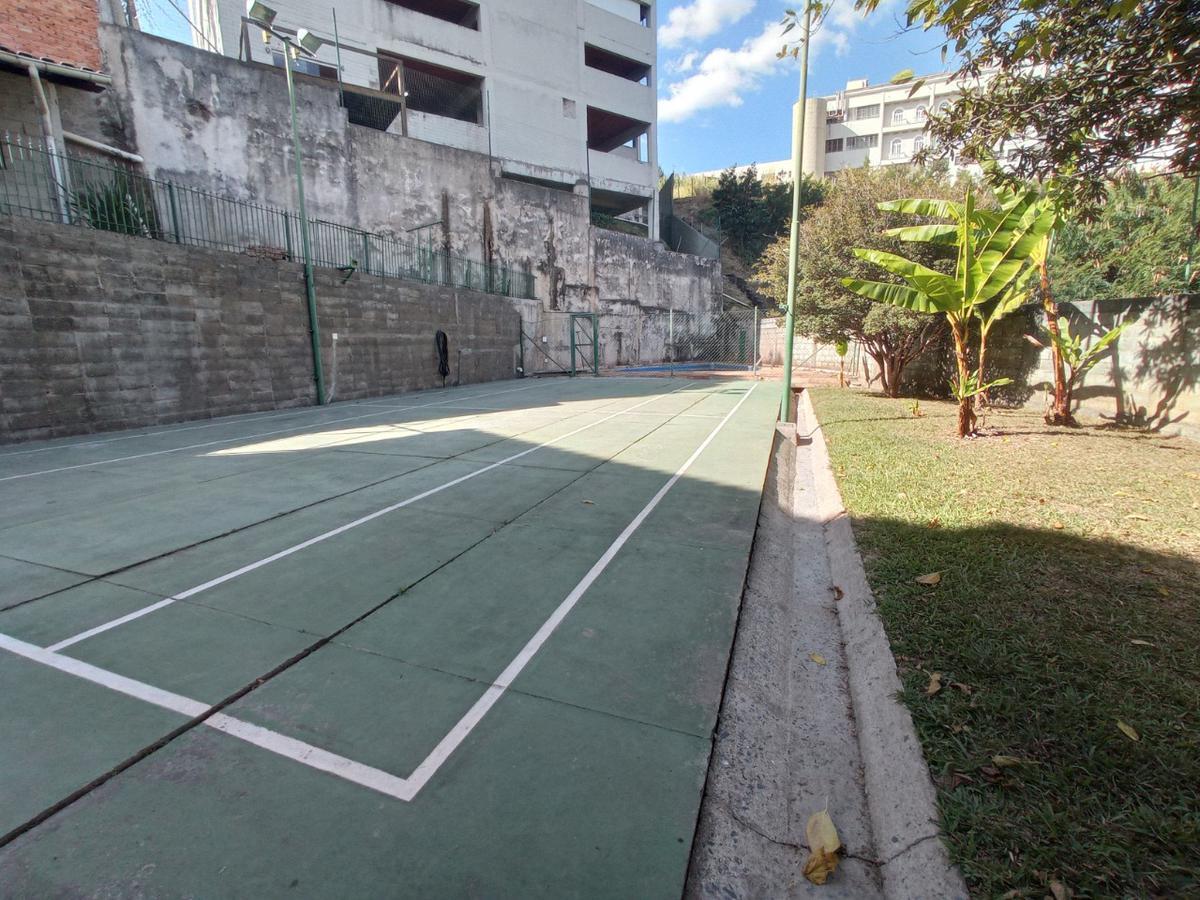 Casa, Estoril, 4 Quartos, 10 Vagas, 1 Suíte