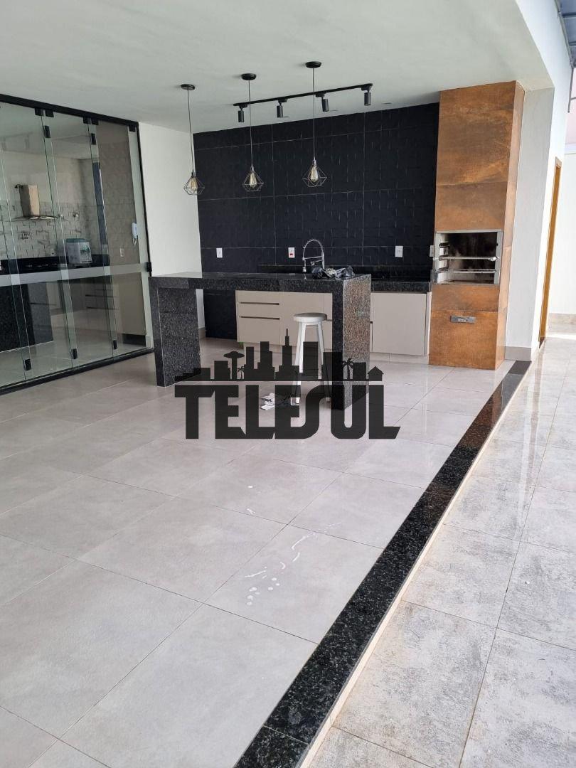 Casa, Parque Mariela, 3 Quartos, 0 Vaga, 1 Suíte