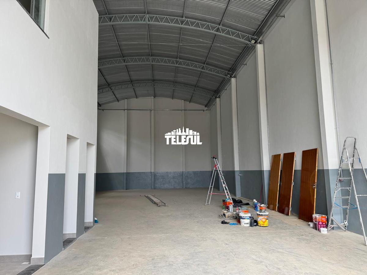 Galpão, Rezende, 0 Quarto, 0 Vaga