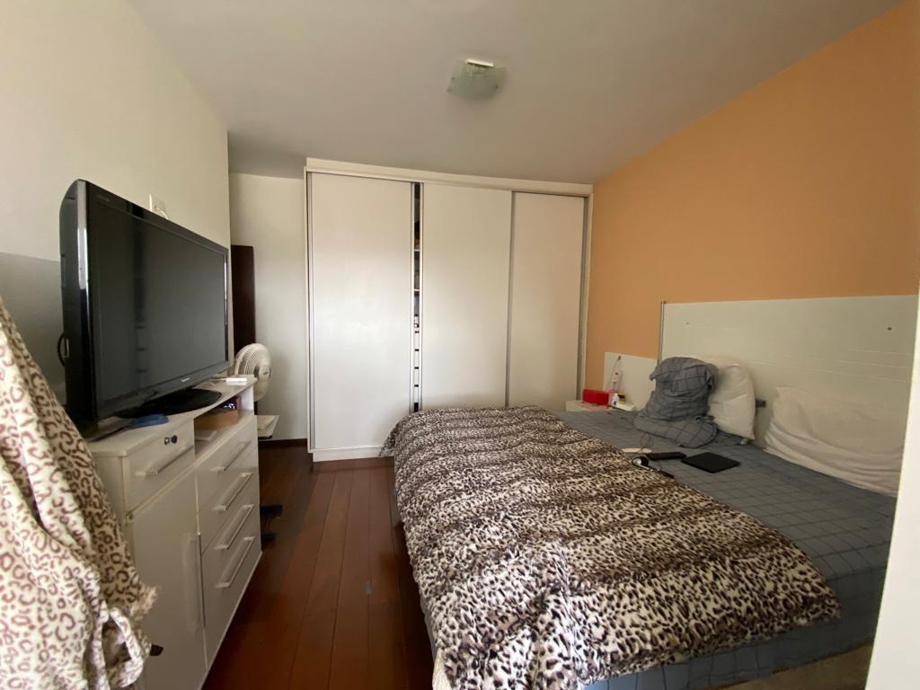 Casa, Indaiá, 5 Quartos, 4 Vagas, 1 Suíte