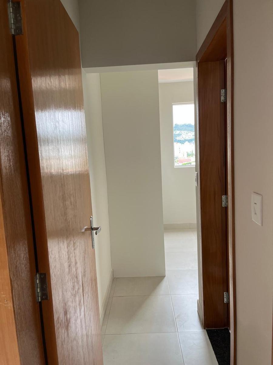 Cobertura, Palmeiras, 2 Quartos, 2 Vagas, 1 Suíte