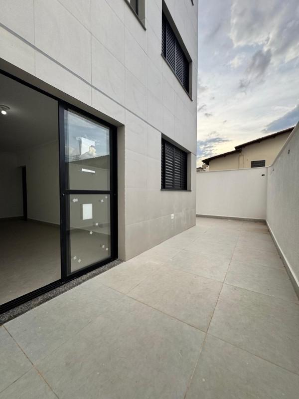 Apartamento, Sagrada Família, 3 Quartos, 2 Vagas, 1 Suíte