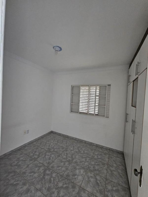 Casa, Camargos, 3 Quartos, 2 Vagas, 1 Suíte