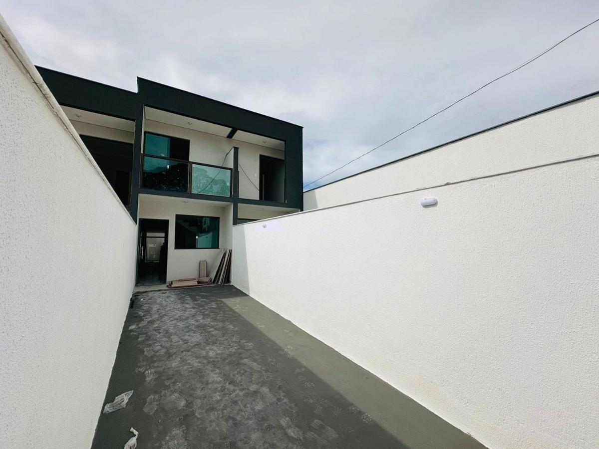 Casa, Candelária, 2 Quartos, 2 Vagas, 1 Suíte