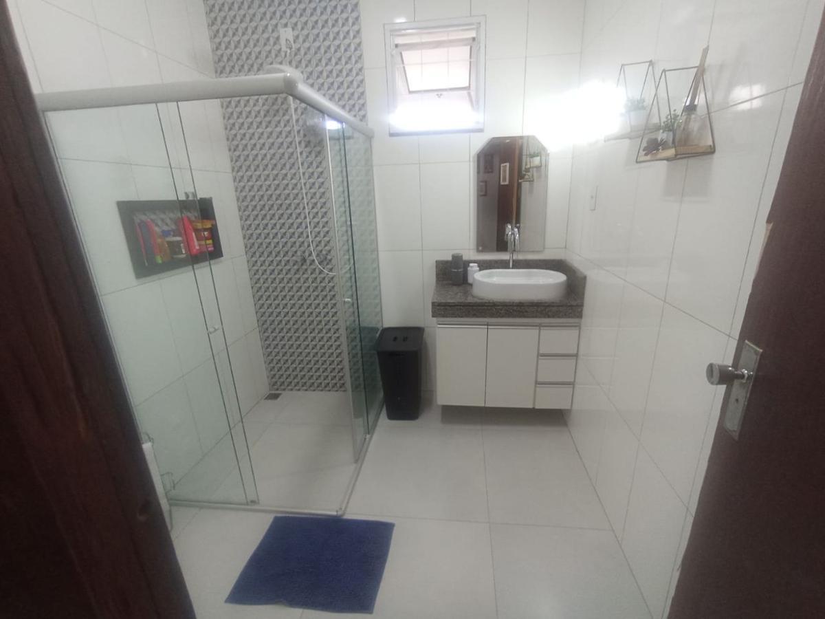 Casa, Santa Cruz, 3 Quartos, 8 Vagas, 1 Suíte