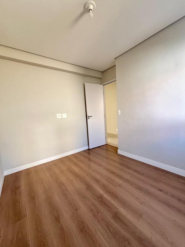 Apartamento, Sagrada Família, 3 Quartos, 2 Vagas, 1 Suíte