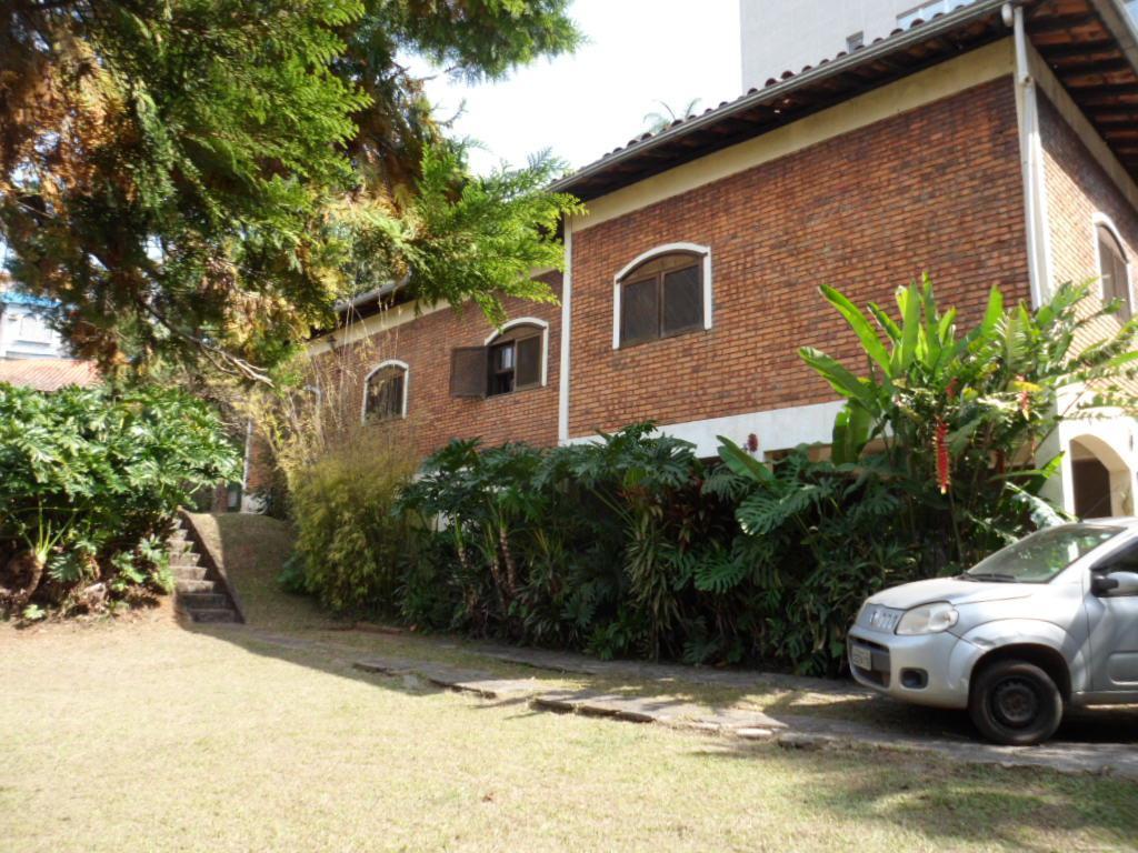 Casa, Centro, 4 Quartos, 10 Vagas, 1 Suíte