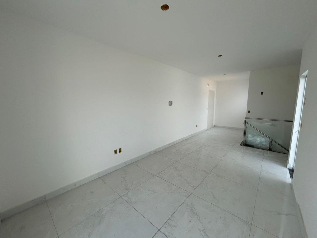 Cobertura, Santa Cruz Industrial, 3 Quartos, 3 Vagas, 1 Suíte