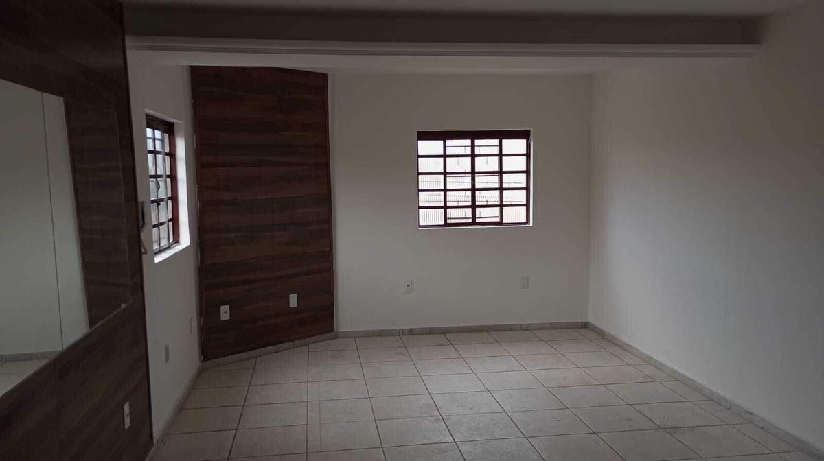 Sala, Caiçaras, 0 Quarto, 0 Vaga