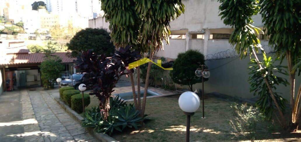 Casa, Cinquentenário, 2 Quartos, 4 Vagas