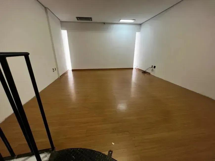 Andar, Vila da Serra, 0 Quarto, 1 Vaga