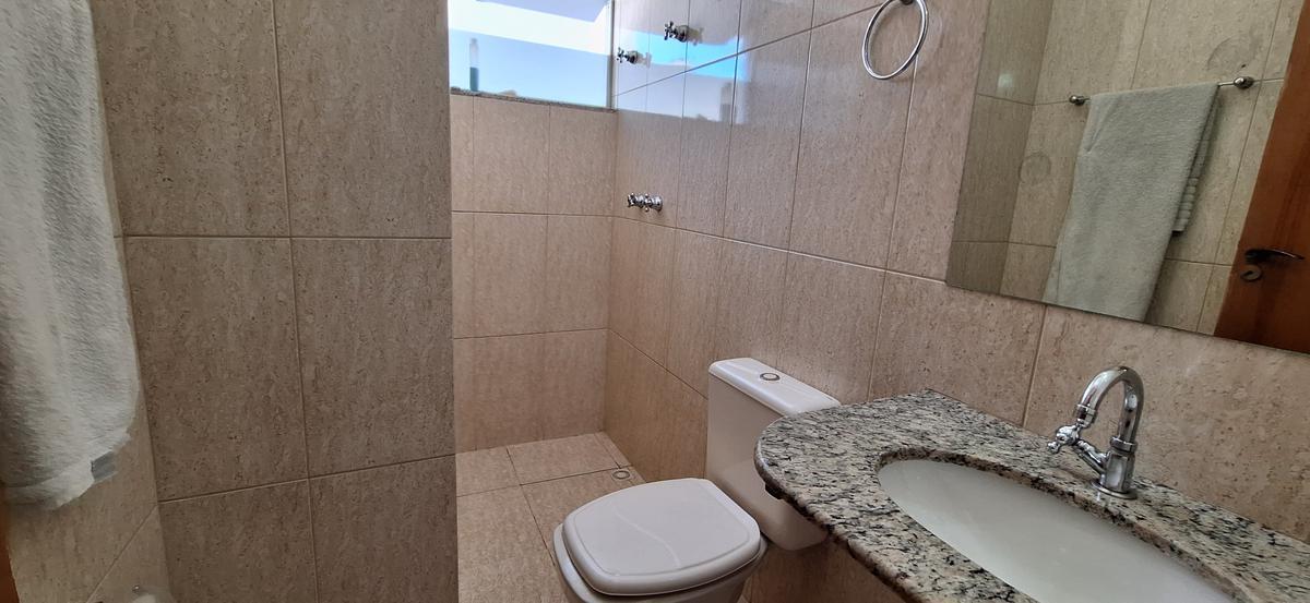 Casa, Manacás, 3 Quartos, 4 Vagas, 1 Suíte