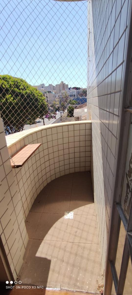 Apartamento, Jardim América, 3 Quartos, 2 Vagas, 1 Suíte