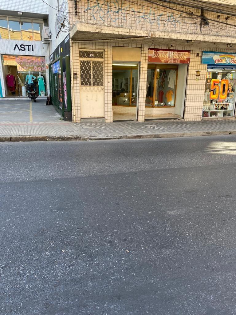 Prédio, Floresta, 3 Quartos, 2 Vagas, 2 Suítes