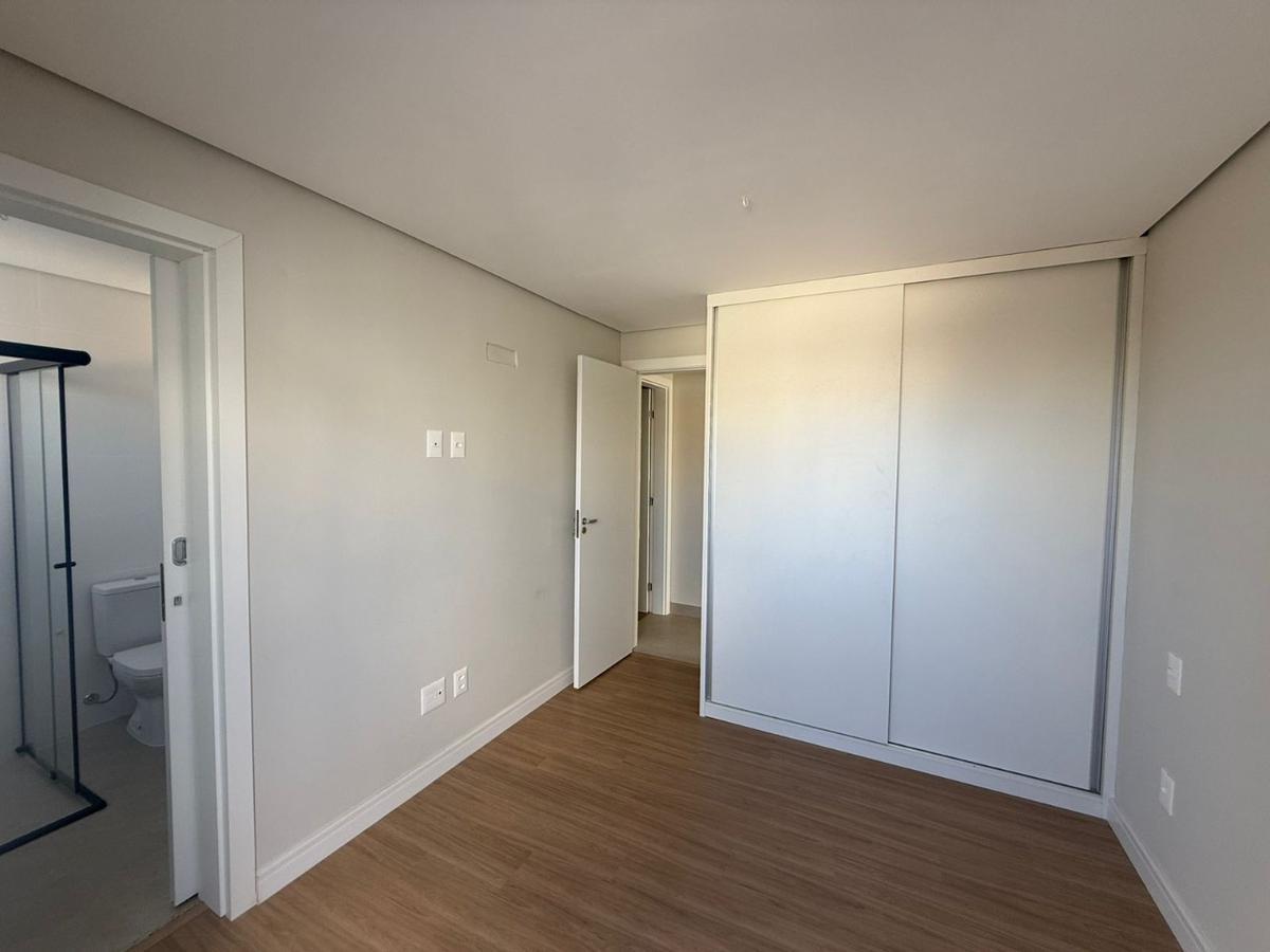 Apartamento, Sagrada Família, 2 Quartos, 2 Vagas, 2 Suítes