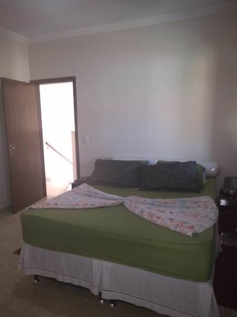 Casa, Oitis, 4 Quartos, 2 Vagas, 1 Suíte