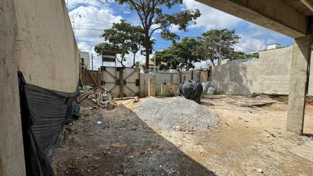 Casa, Cabral, 3 Quartos, 4 Vagas, 3 Suítes