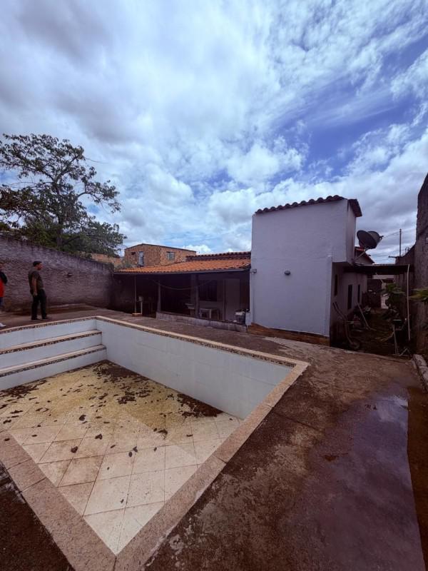 Casa, Tangará, 3 Quartos, 3 Vagas, 1 Suíte