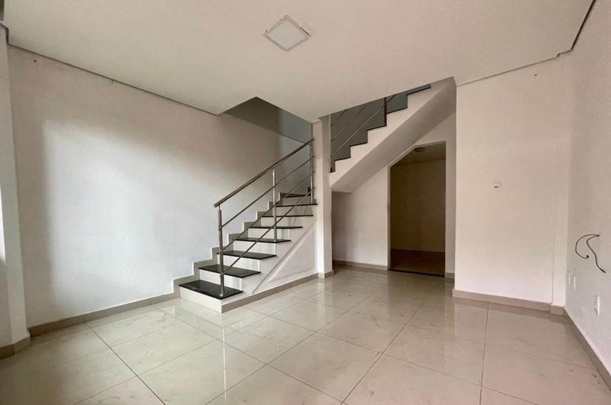 Casa, Santa Terezinha, 2 Quartos, 1 Vaga, 1 Suíte