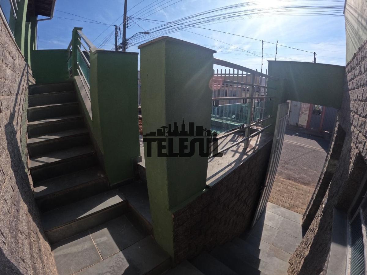 Casa, Jardim Sion, 3 Quartos, 0 Vaga, 1 Suíte