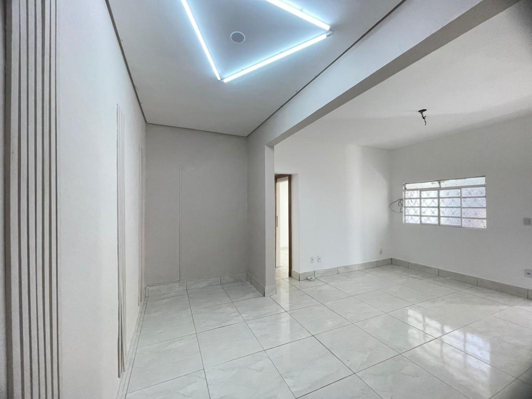 Casa, Sagrada Família, 3 Quartos, 1 Vaga, 1 Suíte