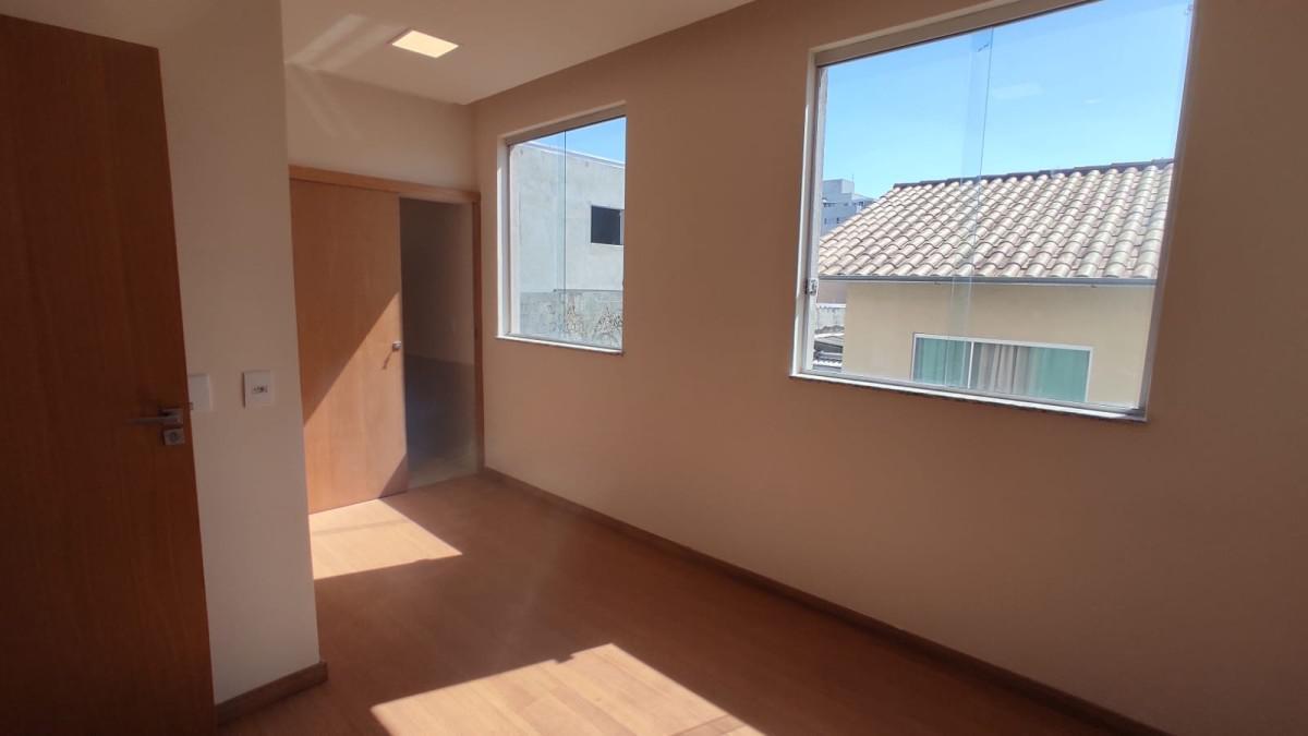 Casa, Santa Rosa, 3 Quartos, 4 Vagas, 1 Suíte