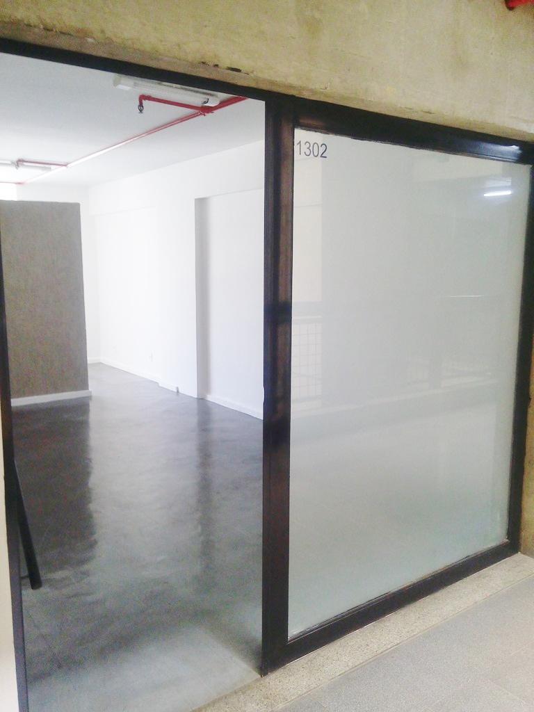 Sala, Barro Preto, 0 Quarto, 0 Vaga