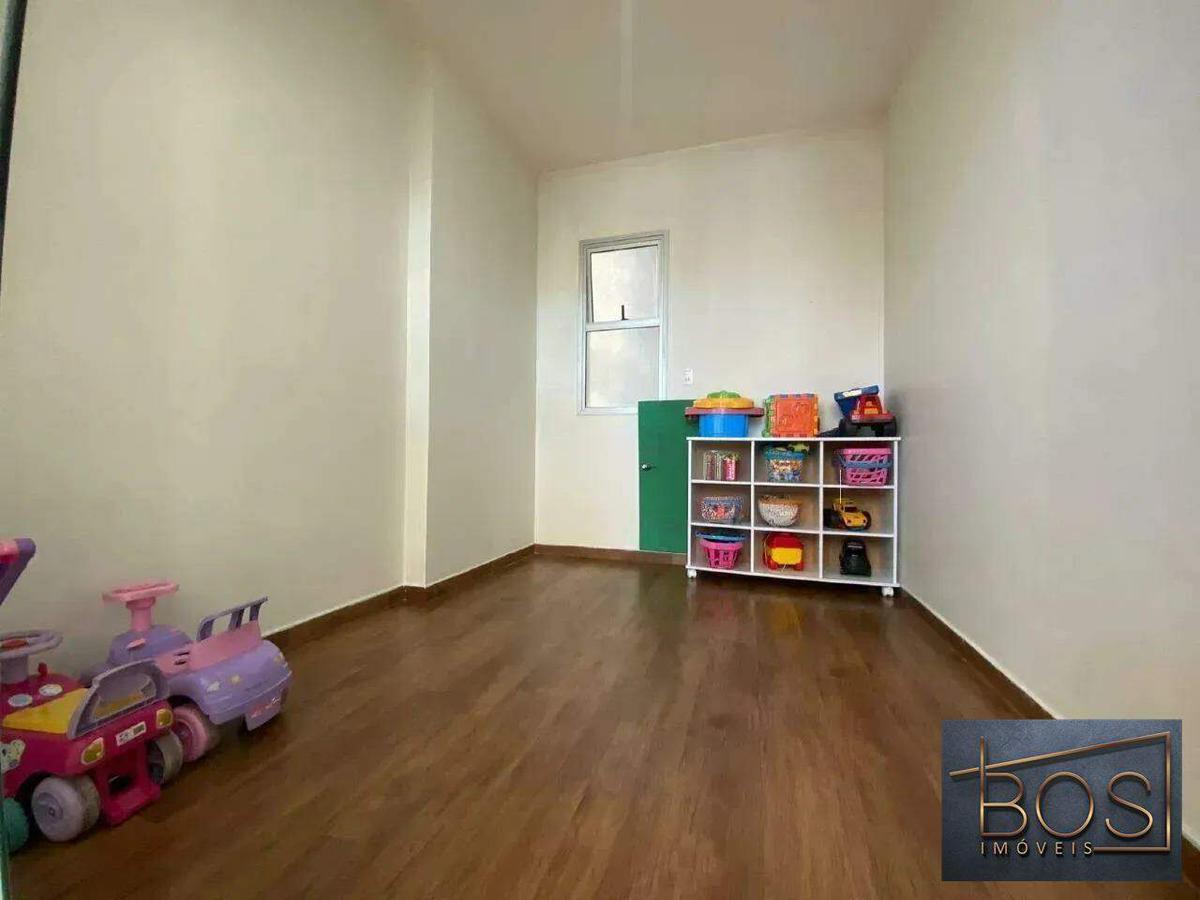 Apartamento, Vila Paris, 3 Quartos, 2 Vagas, 1 Suíte